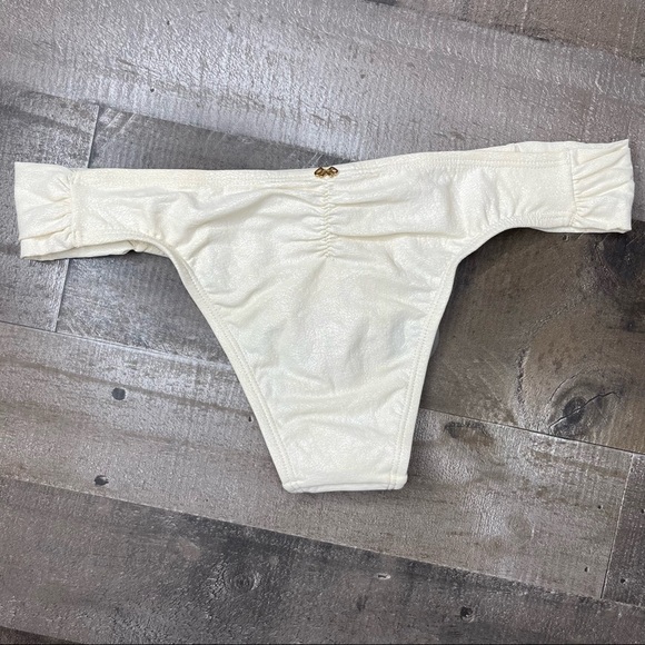 NWT Pilyq Keshi Pearl-Fanned Tenny size Large - Picture 9 of 12